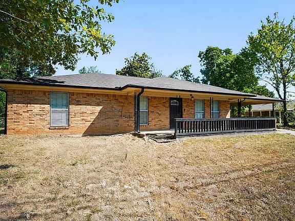 2nd image of 103 Clover Ln