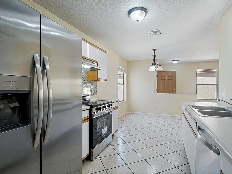 1596 W Carey Belle Ct — Photo 13