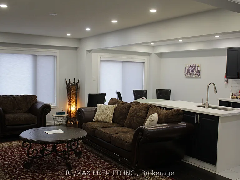 51 Mullholland Ave — Photo 9