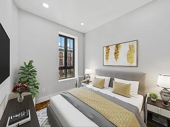 3rd image of 1485 Fulton St #3