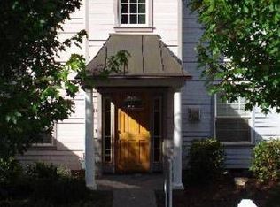 832 Park St, Ashland, OR 97520