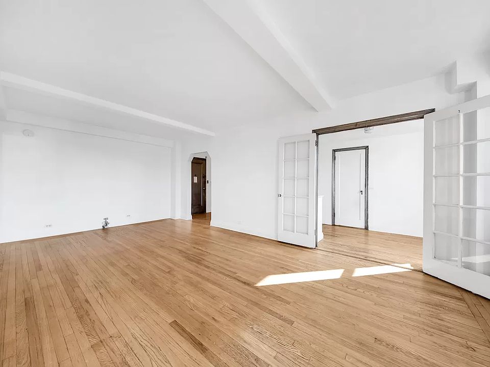 1st image of 300 W 23rd St APT 16A