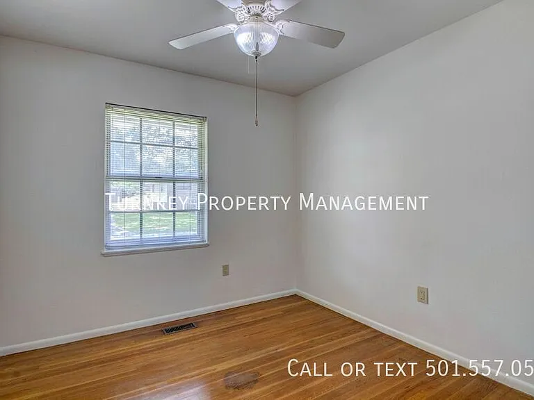 13 Wesley Dr — Photo 6
