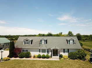 22707 Campbell Rd, Spencerville, IN 46788