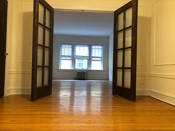 4th image of 4533 N Paulina St APT 2B