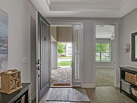 2nd image of 85387 Cherry Creek Dr