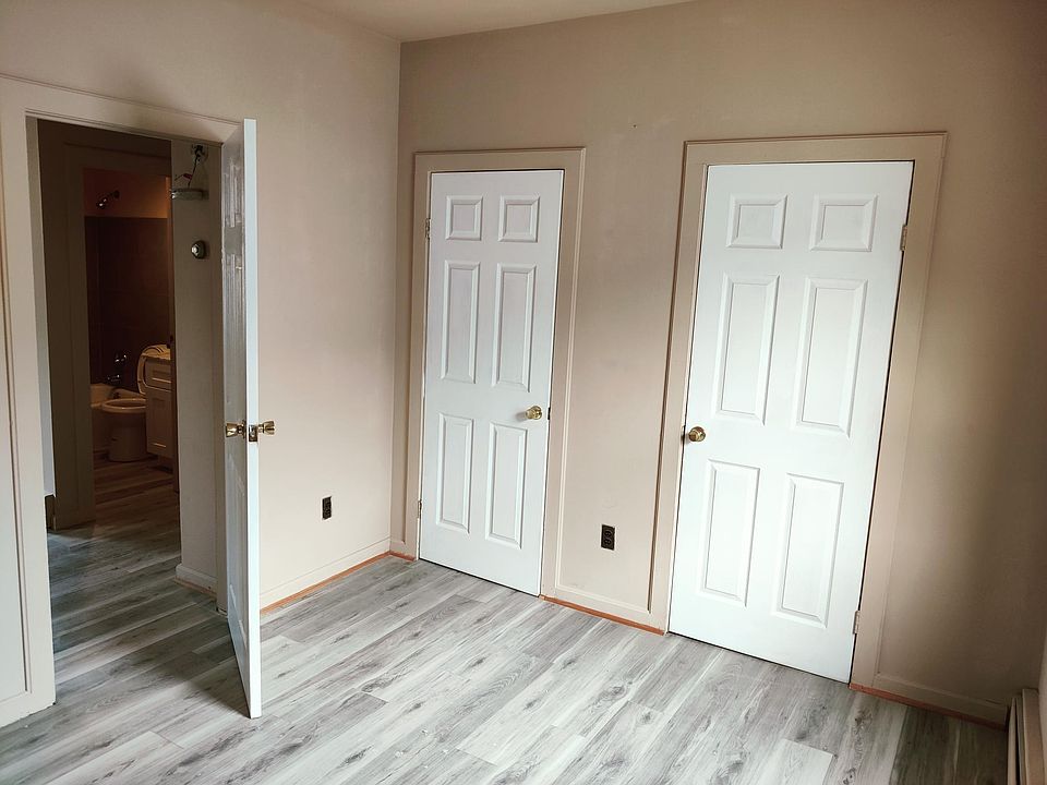 Bedroom of 3