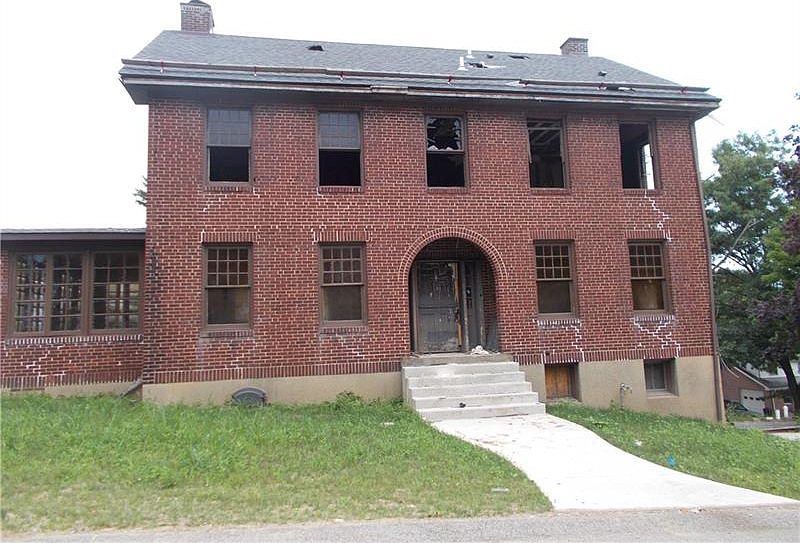 1st image of 900 Pennsylvania Ave