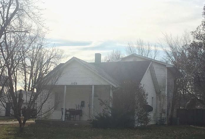 2nd image of 1505 W Garfield Ave