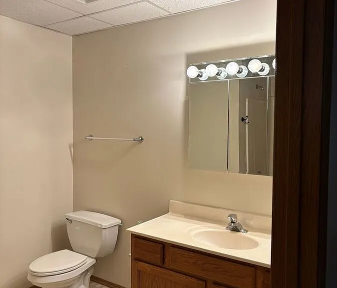 109 E Luverne St #335 — Photo 8