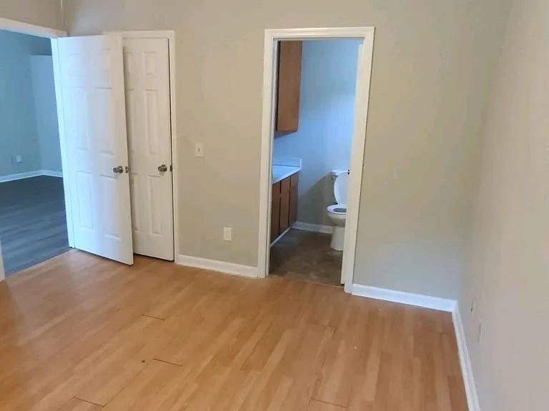 510 Park Ct — Photo 10
