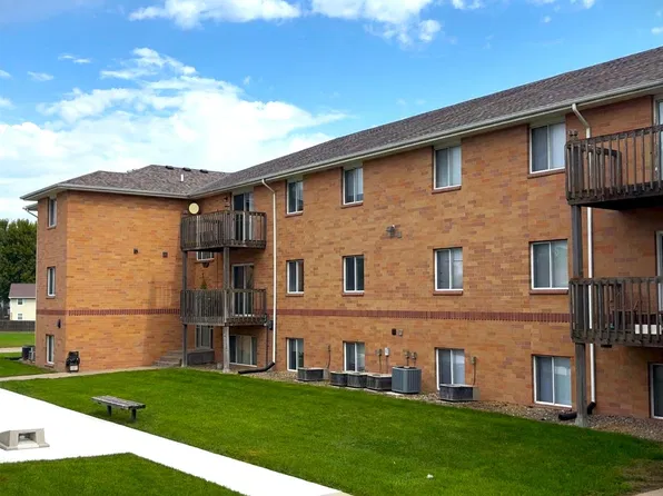 Pine Tree Apartments