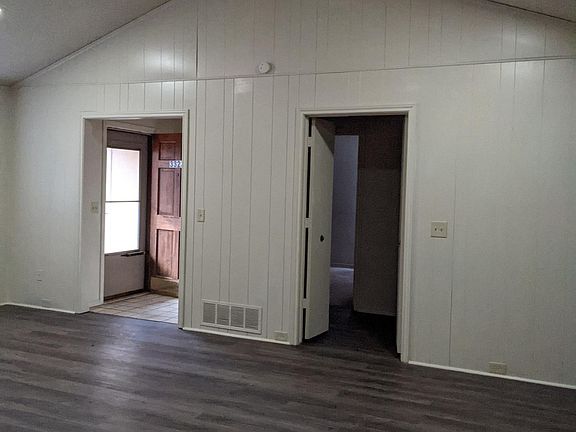 5th image of 3321 San Mateo Dr