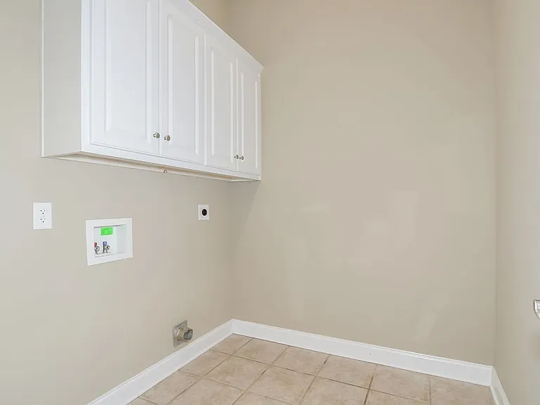 2508 Grier Cir — Photo 38