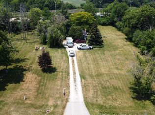 1250 S Oplaine Rd, Gurnee, IL 60031