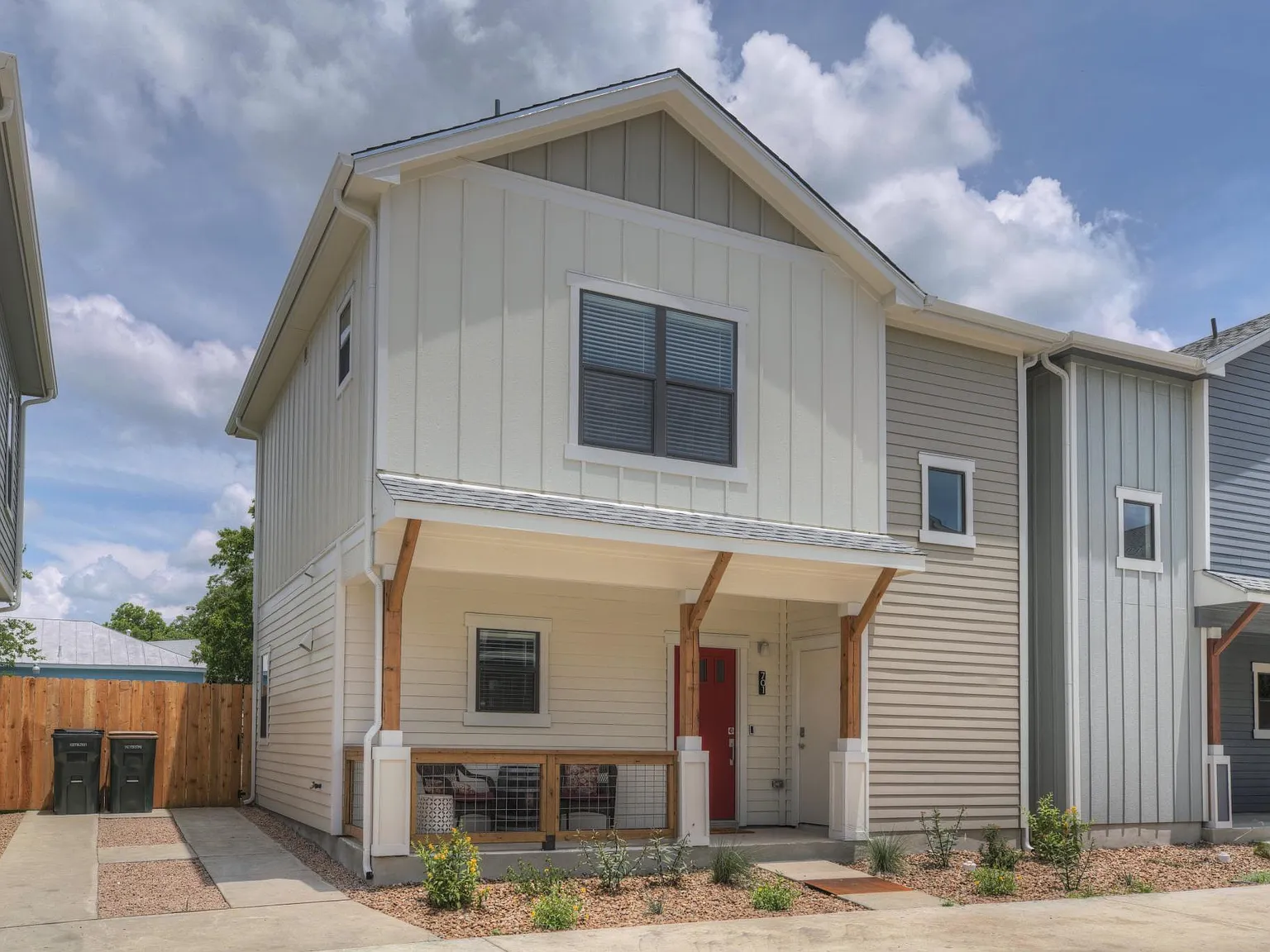 210 Utah St — Photo 2