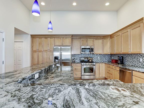 4th image of 111 W Osborn Avenue