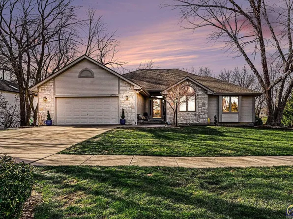 6033 SW 39th St, Topeka, KS 66610