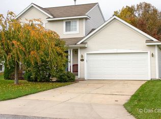 3753 W Sugarberry Ct SE, Kentwood, MI 49512