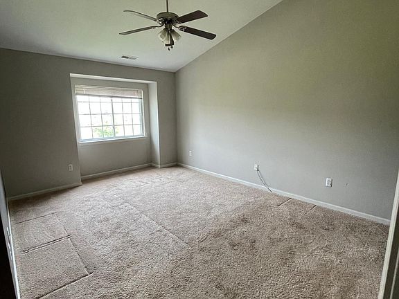 5th image of 5596 Acorn Ln
