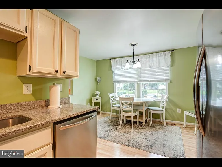 19517 Wootton Ave — Photo 24