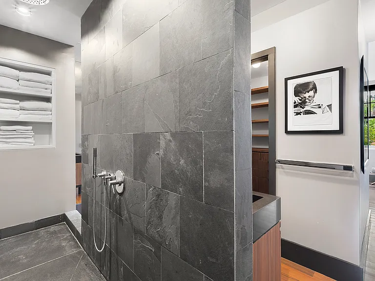 327 W 22nd St #8 — Photo 9