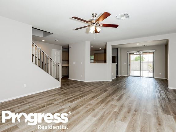 4th image of 40291 W Helen Ct