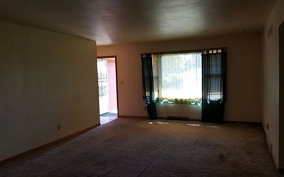 2nd image of 6291 Balboa St