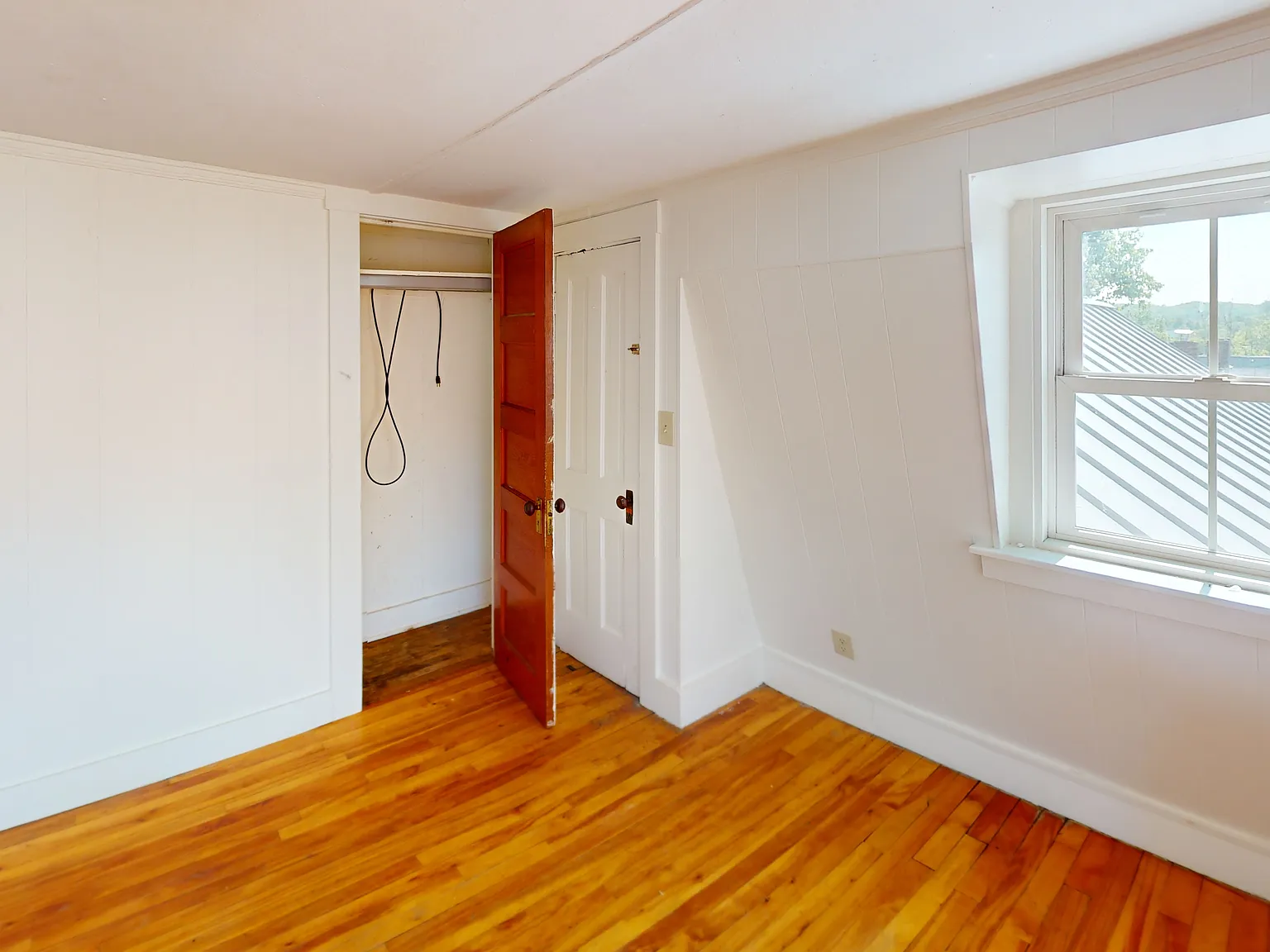 2 bed, $1,715 — Photo 4