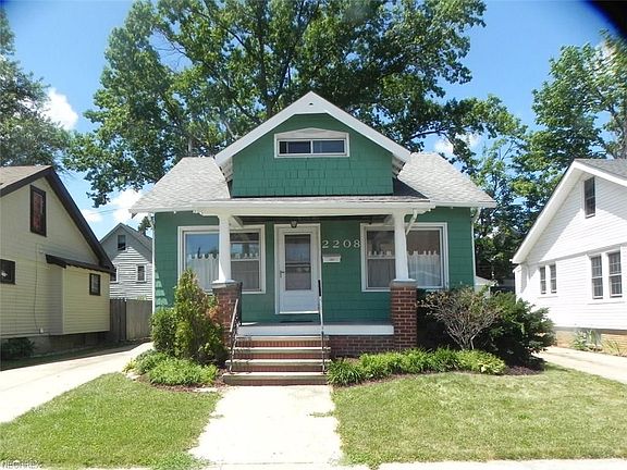2nd image of 2208 Olive Ave