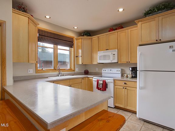 3rd image of 205 Bella Vista Court #112