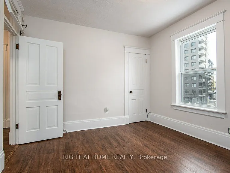 94 Scott St #2 — Photo 15