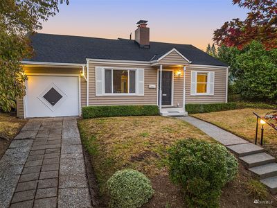8211 22nd Avenue NE, Seattle, WA, 98115