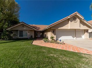 24819 Via Pradera, Calabasas, CA 91302