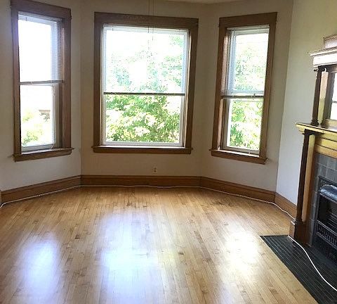5th image of 2649 W Walton St #1