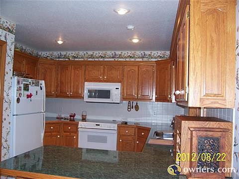 Kitchen includes a pantry