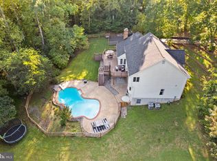 5827 Ridgecrest Ave, Warrenton, VA 20187