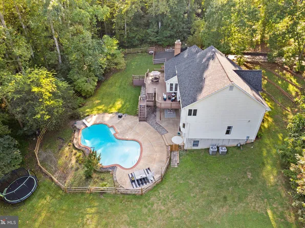 5827 Ridgecrest Ave, Warrenton, VA 20187