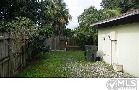 3rd image of 584 NW 46th Ave