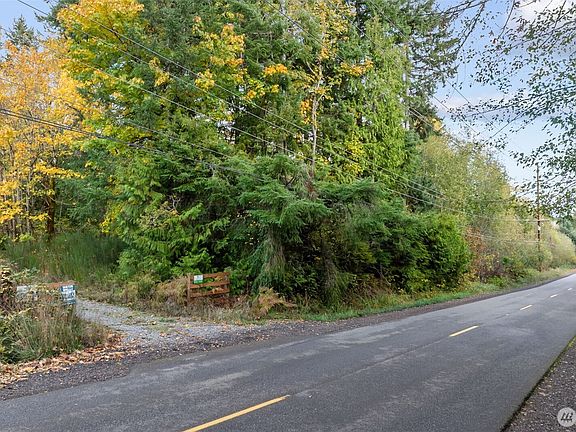 2nd image of 5787 E Collins Road