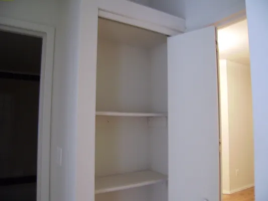 Rented by DSA Realty | media 36