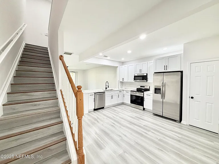 13424 English Peak Ct — Photo 4