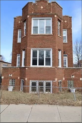 1900 W Garfield Blvd Photo 1