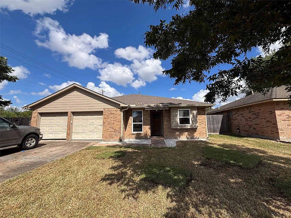 1203 Wildgrove Dr