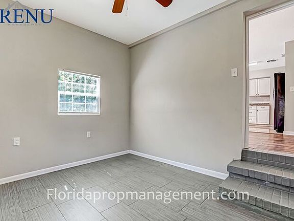 3rd image of 5811 E Norde Dr