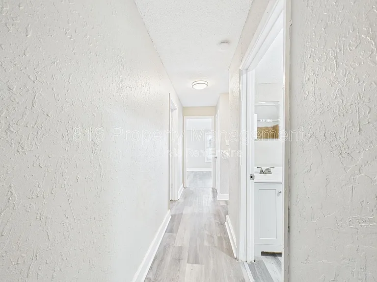 4417 Wayne Ave — Photo 26