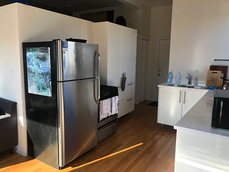 1351 N Greenview Ave #3R — Photo 19