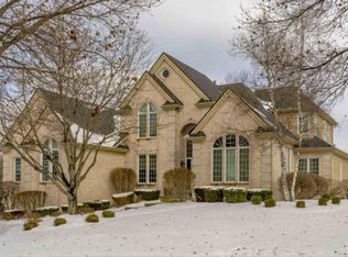 2464 Legacy Dr, Aurora, IL 60502