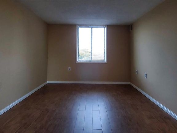 5th image of 1750 N Marywood Ave APT 506