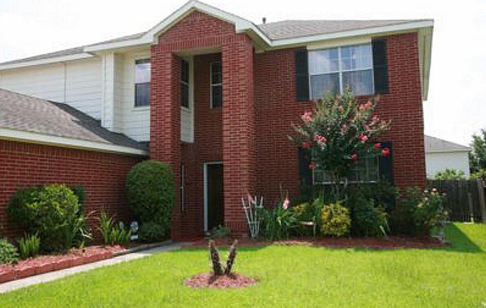 1st image of 2314 Winding Hollow Dr